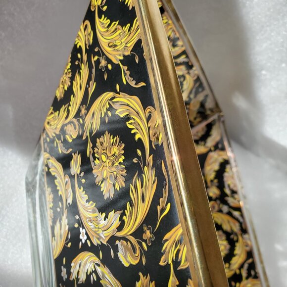 Stylish Squared Heavy Glass Bowl - Picture 5 of 8